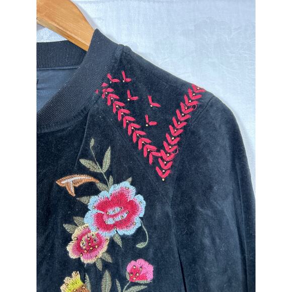 Torrid Jacket 0 0X XL Black Velour Zip Sweatshirt Embroidered Floral Bomber - Picture 4 of 9